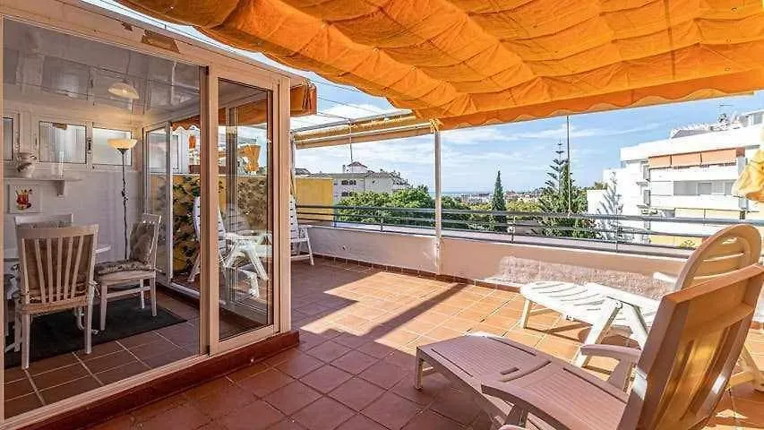 797 Holiday Rentals - Piso Para 4 Con Amplia Terraza Al Jardin Y Al Mar Benalmadena
