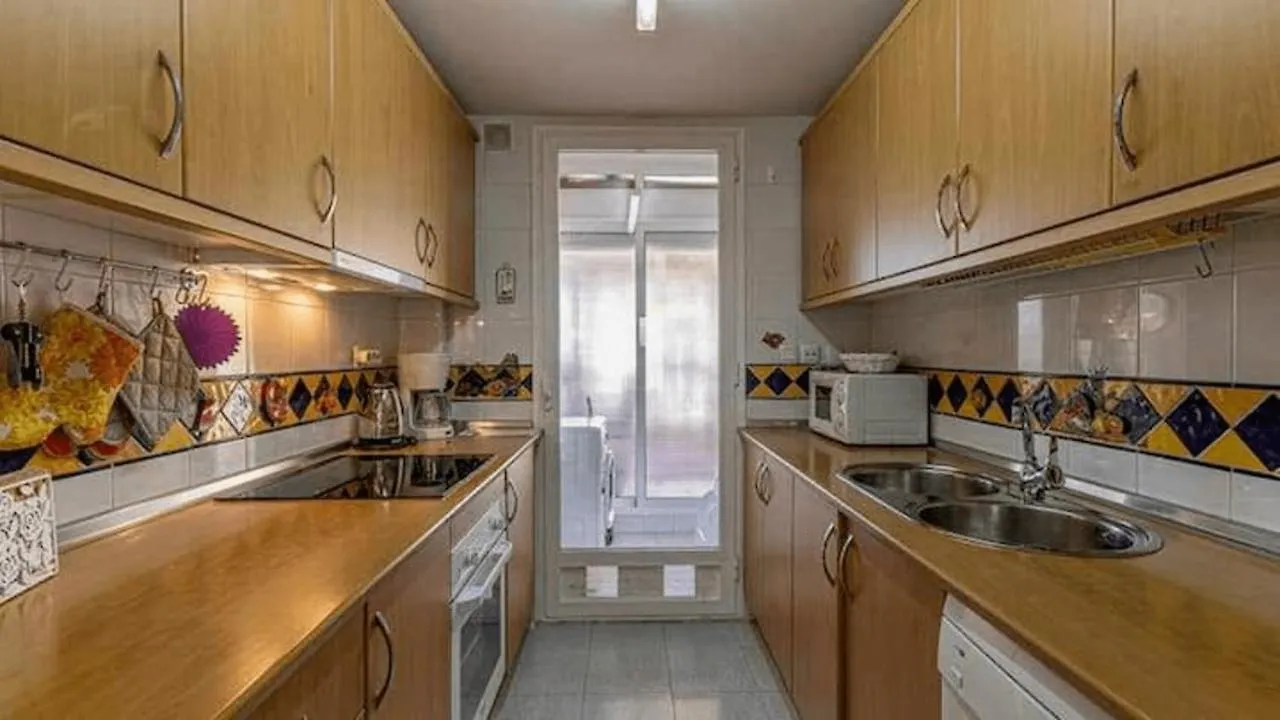Apartment 797 Holiday Rentals - Piso Para 4 Con Amplia Terraza Al Jardin Y Al Mar Benalmadena Spain