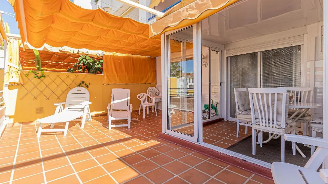 Apartment 797 Holiday Rentals - Piso Para 4 Con Amplia Terraza Al Jardin Y Al Mar Benalmadena Spain